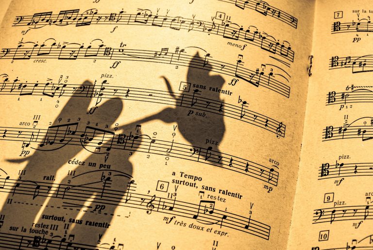 Comparación y contraste de la música española y turca